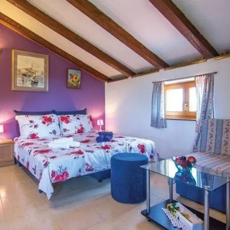 Fuer 2 Personen Ca 25 Qm In Rovinj-cocaletto, Istrien Istrische Riviera *